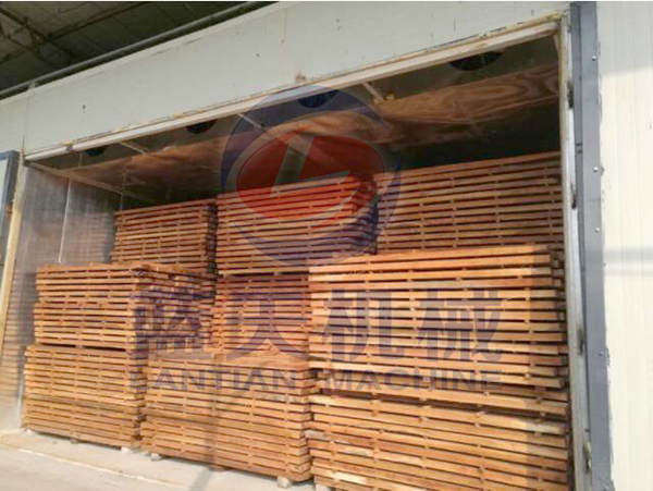 江蘇木材烘干機(jī)現(xiàn)場